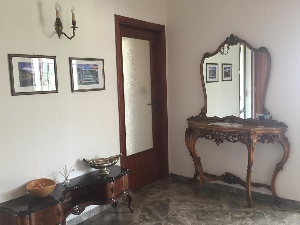 B&B Del Viaggiatore Sarzana Exterior photo